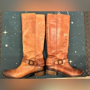 Vince Camuto women’s knee high boots👢